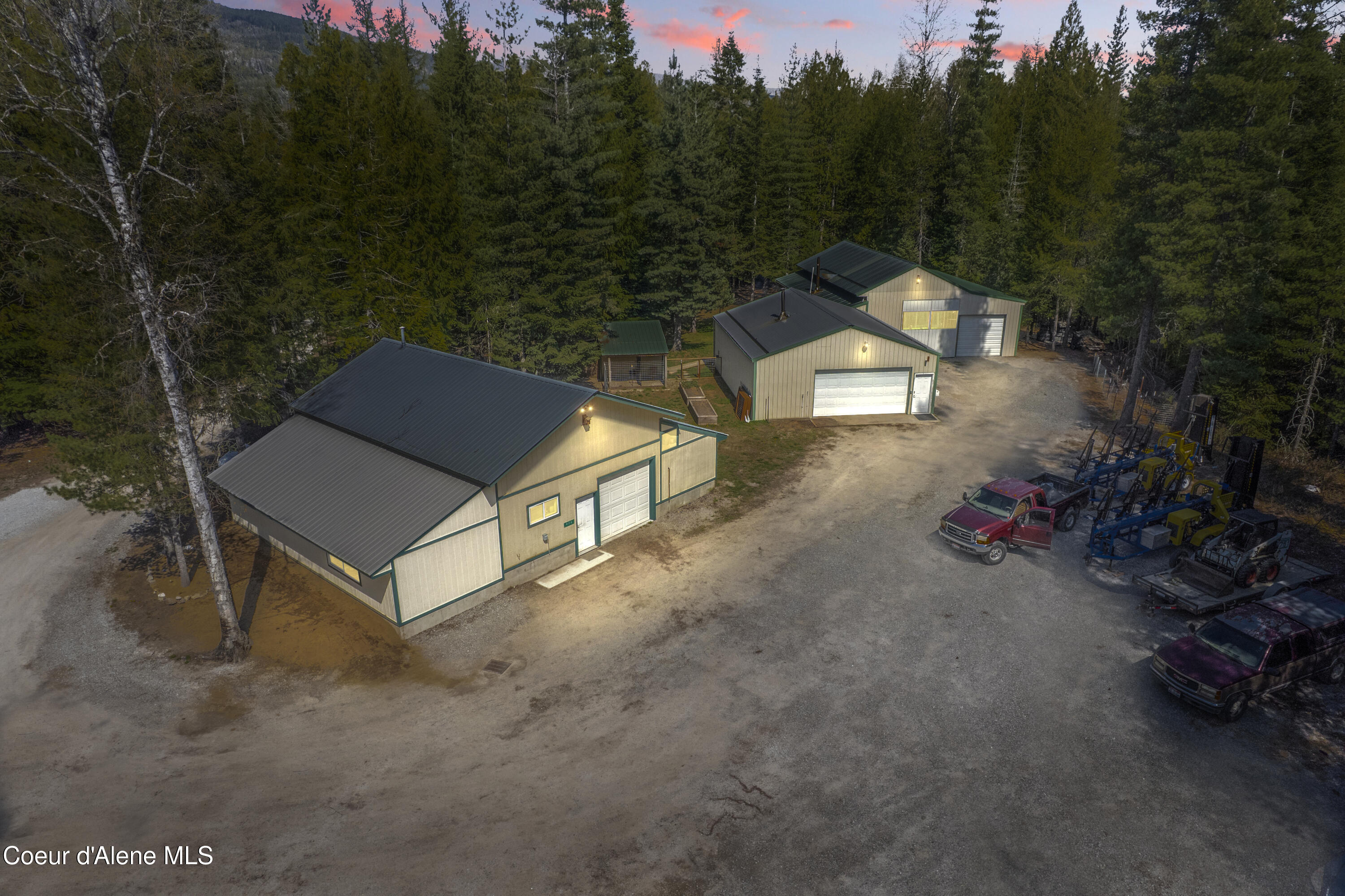 426 E Selle Rd, Sandpoint, Alaska image 1
