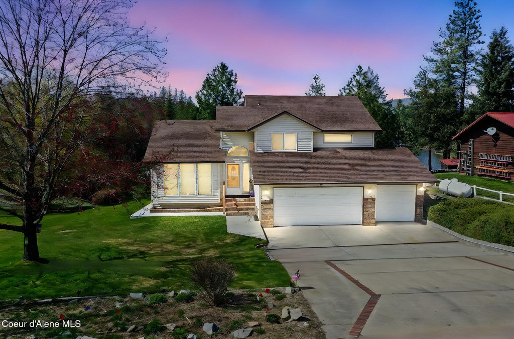 Photo of 720 Stoneridge Rd, Blanchard, ID 83804 (MLS # 26-3593)