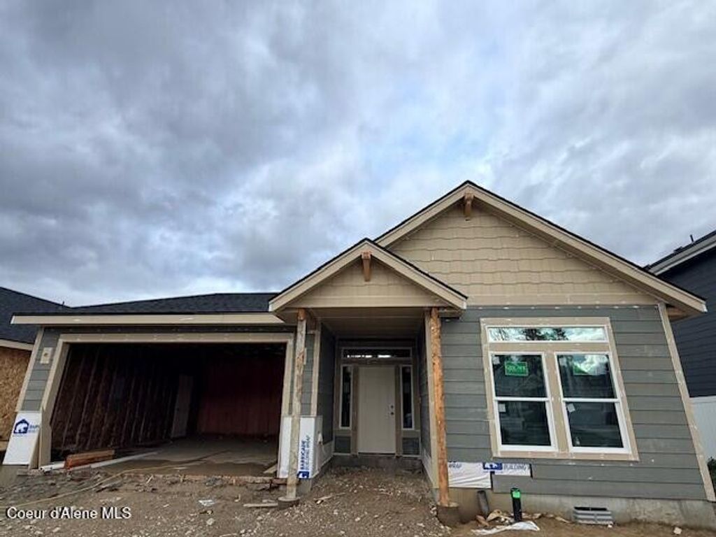 Photo of 1136 Jersey St, Sandpoint, ID 83864 (MLS # 26-62)