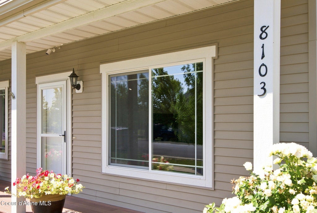 Photo of 8103 CROWN POINTE St, Post Falls, ID 83854 (MLS # 26-8654)
