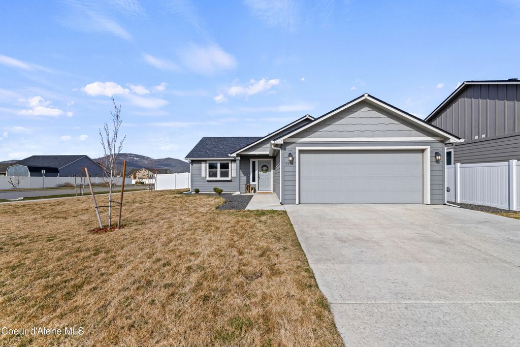 Photo of 5939 Downs Way, Rathdrum, ID 83858 (MLS # 26-2123)
