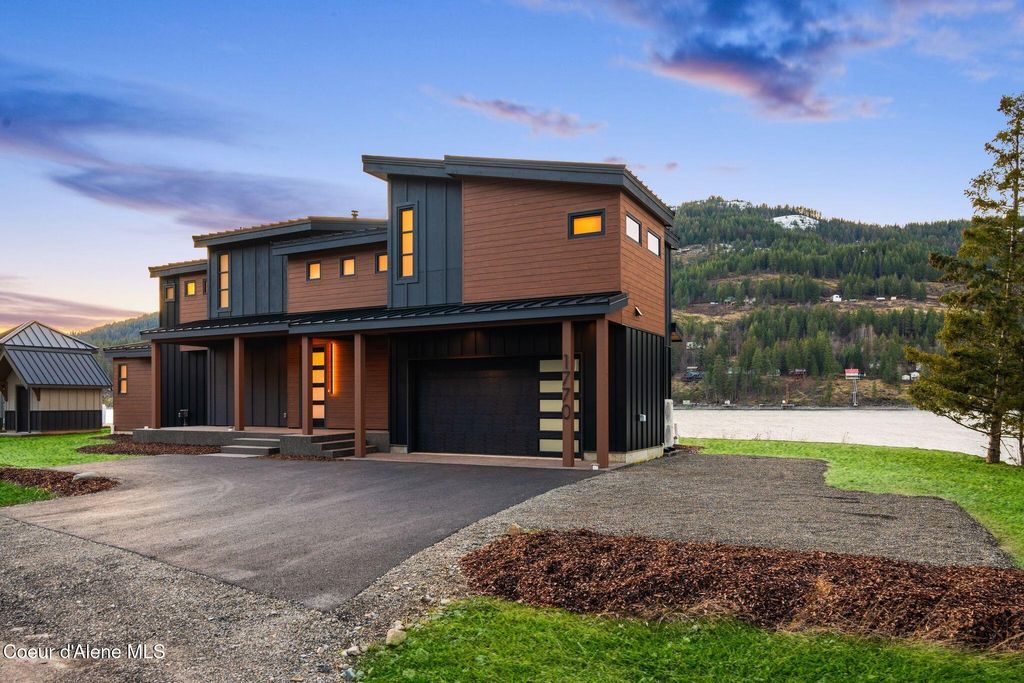 Photo of 1770 Garfield Bay Rd, Sagle, ID 83860 (MLS # 26-5298)