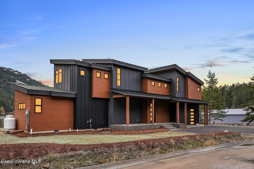 Photo of 1770 Garfield Bay Rd, Sagle, ID 83860 (MLS # 26-5298)