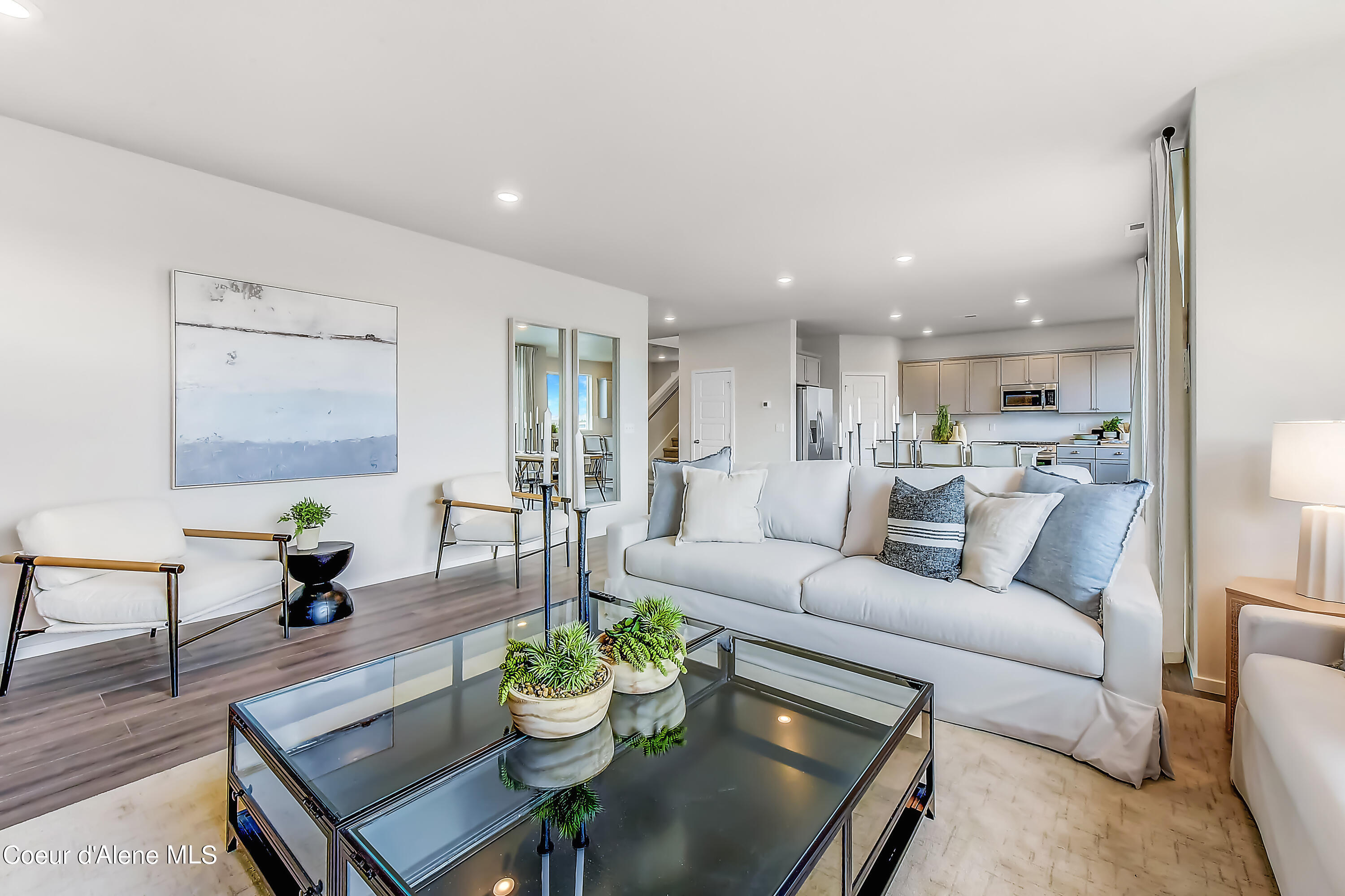 Post Falls, Idaho 83854, United States, 4 Bedrooms Bedrooms, ,3 BathroomsBathrooms,Residential,Pending,55699