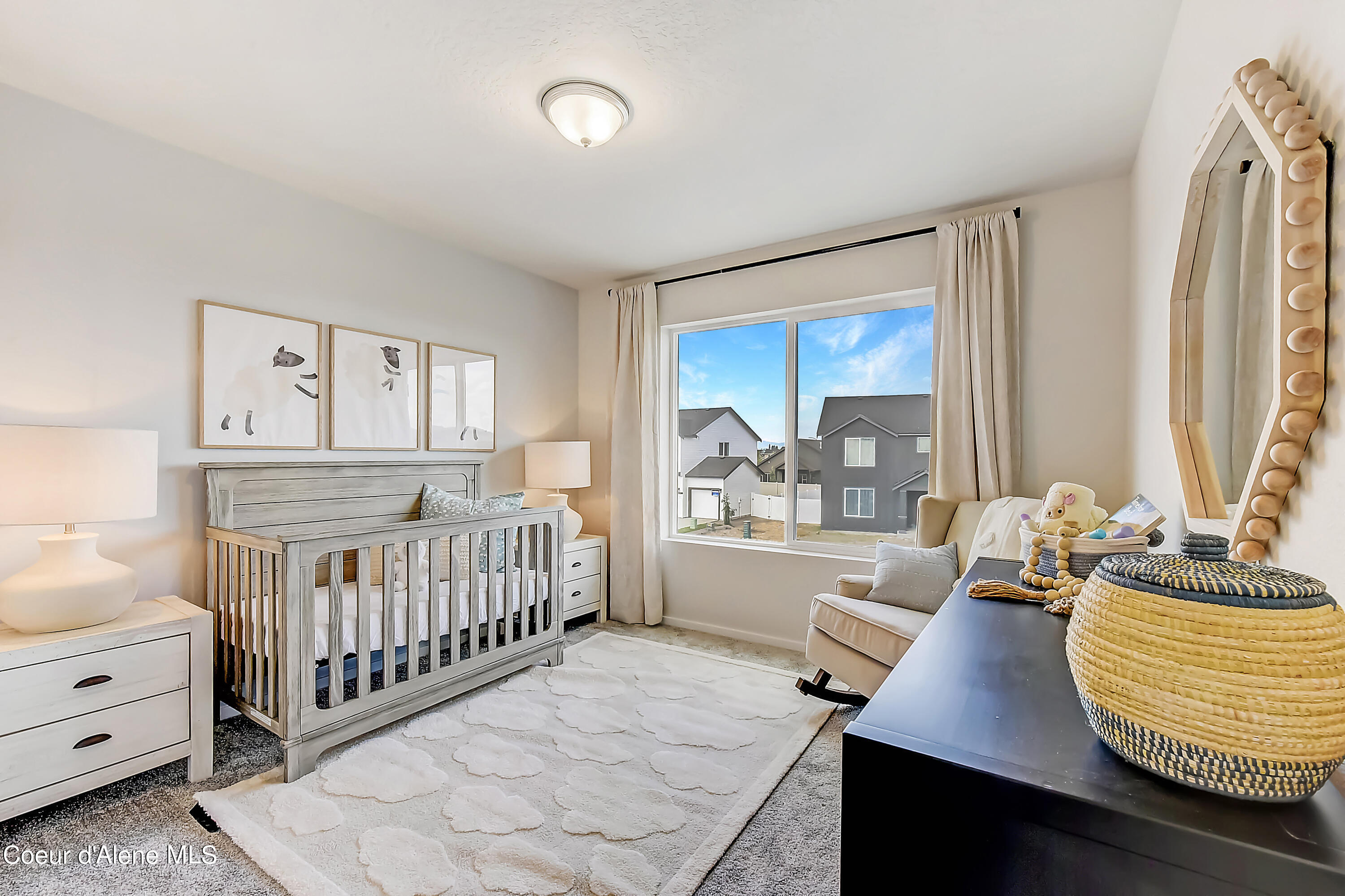 Post Falls, Idaho 83854, United States, 4 Bedrooms Bedrooms, ,3 BathroomsBathrooms,Residential,Pending,55699