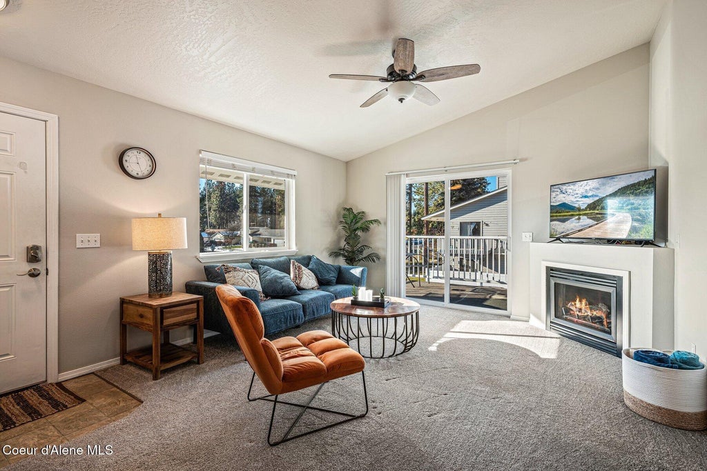 Photo of 723 Whispering Pines Pines #APT 19, Coeur dAlene, ID 83815 (MLS # 26-9382)