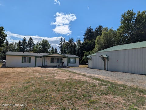 Mobile Home For Sale - 187 2nd St<br/> Ponderay, ID 83852