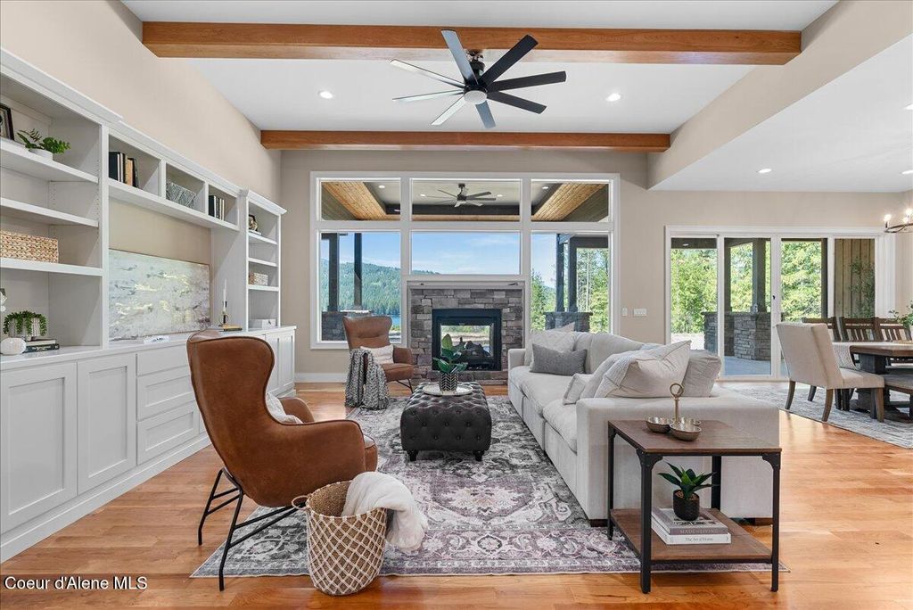 Photo of 184 Willow Bay Rd, Priest River, ID 83856 (MLS # 25-11018)