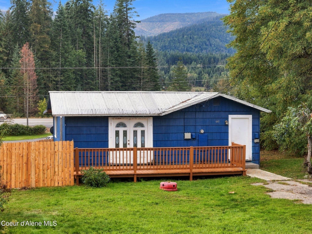 Photo of 660 Maple AVE, Priest River, ID 83856 (MLS # 26-9477)