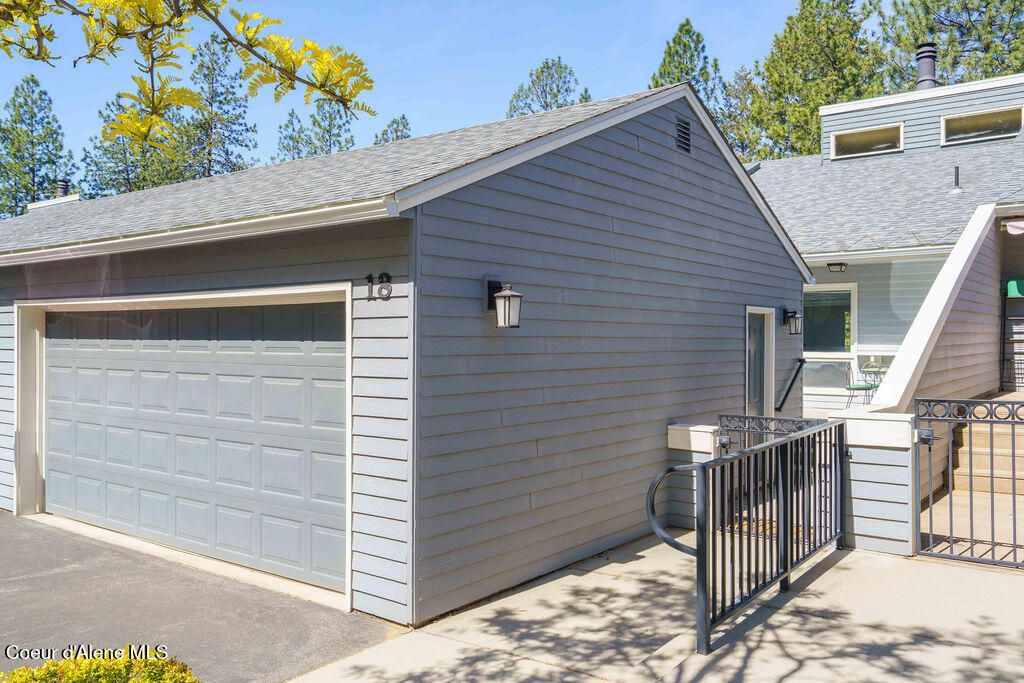 Photo of 10637 Friar DR #18, Hayden, ID 83835 (MLS # 26-4825)