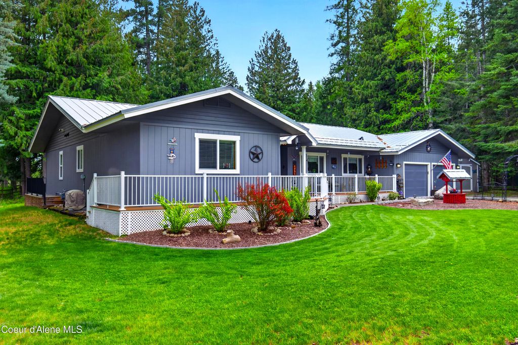 Photo of 235 Vedelwood DR, Sandpoint, ID 83864 (MLS # 26-4770)