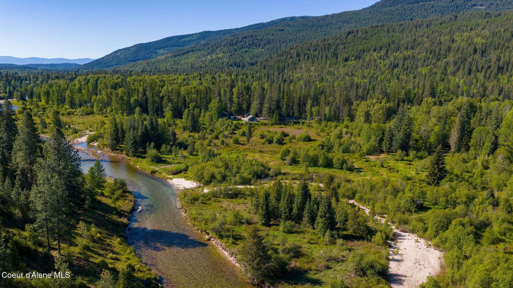 Photo of 6045 Upper Pack River River, Sandpoint, ID 83864 (MLS # 26-5431)