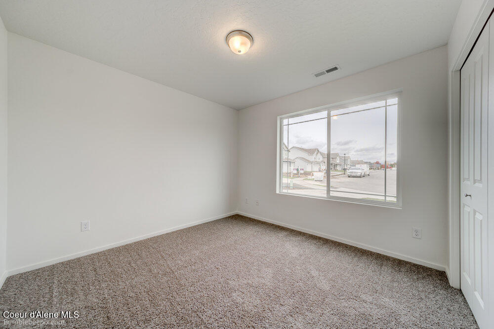 Hayden, Idaho 83835, United States, 3 Bedrooms Bedrooms, ,2 BathroomsBathrooms,Residential,Pending,33389