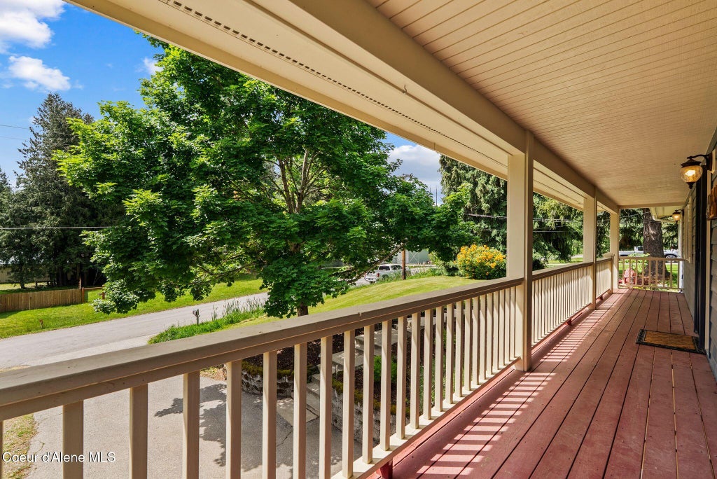 Photo of 439 Vedelwood Dr, Sandpoint, ID 83864 (MLS # 26-8231)