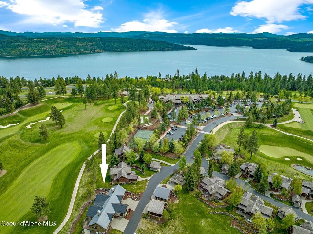 Photo of 18002 KIMBERLITE Dr, Coeur dAlene, ID 83814 (MLS # 26-3523)