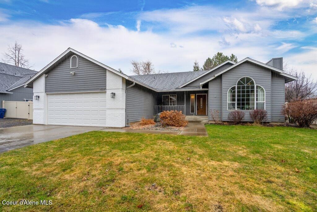 Photo of 1569 Shadduck Ln, Coeur dAlene, ID 83815 (MLS # 26-1935)