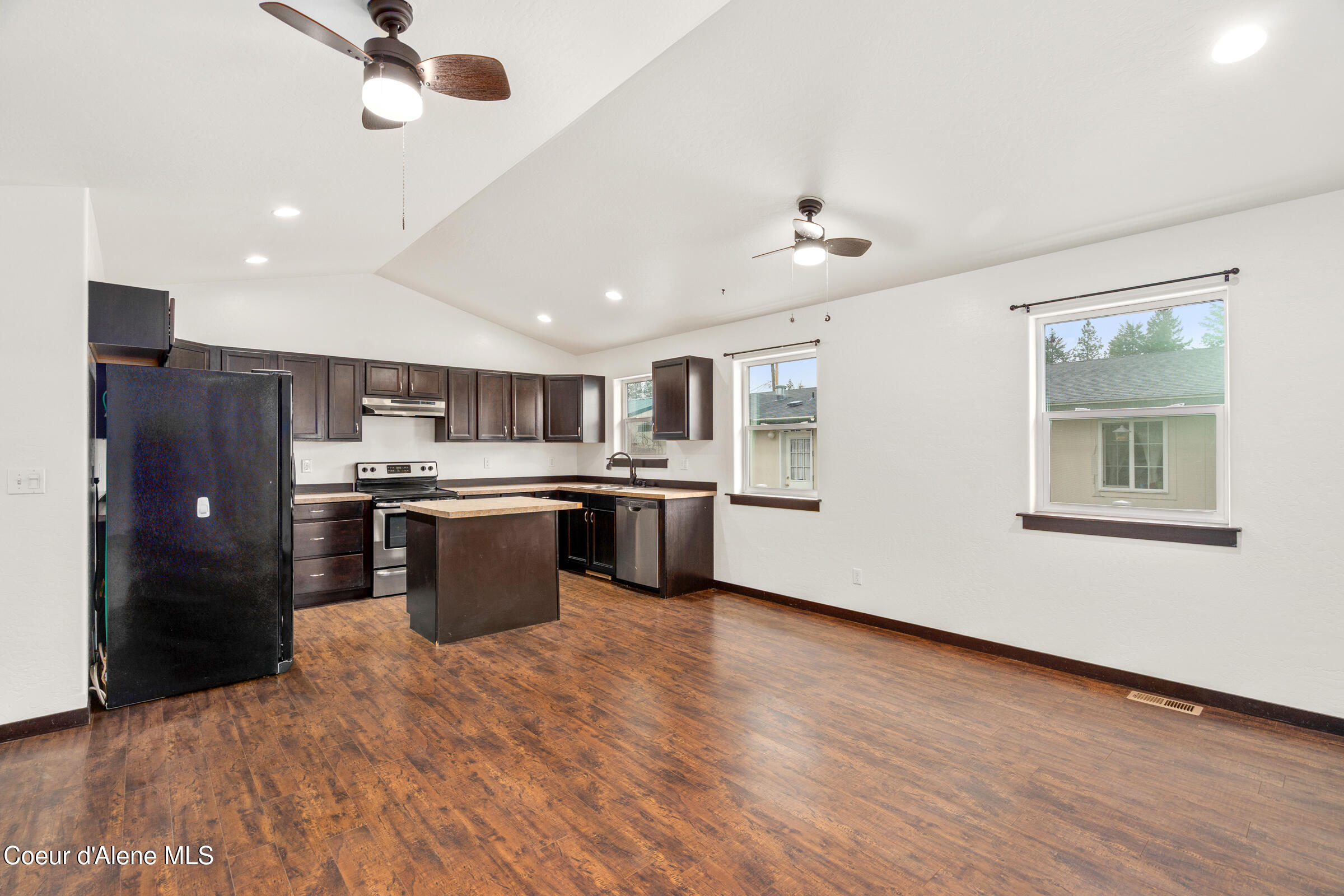 32425 S 8th Ave, Spirit Lake, Idaho image 2