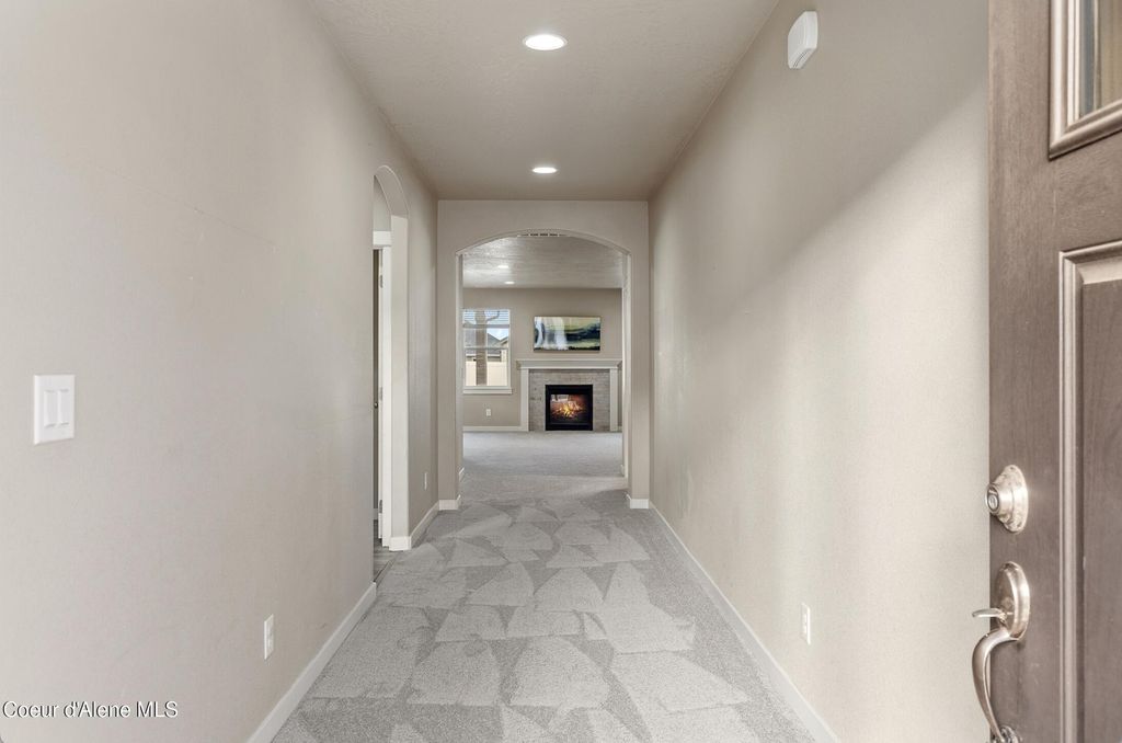 Photo of 713 Brundage Way, Hayden, ID 83835 (MLS # 26-244)