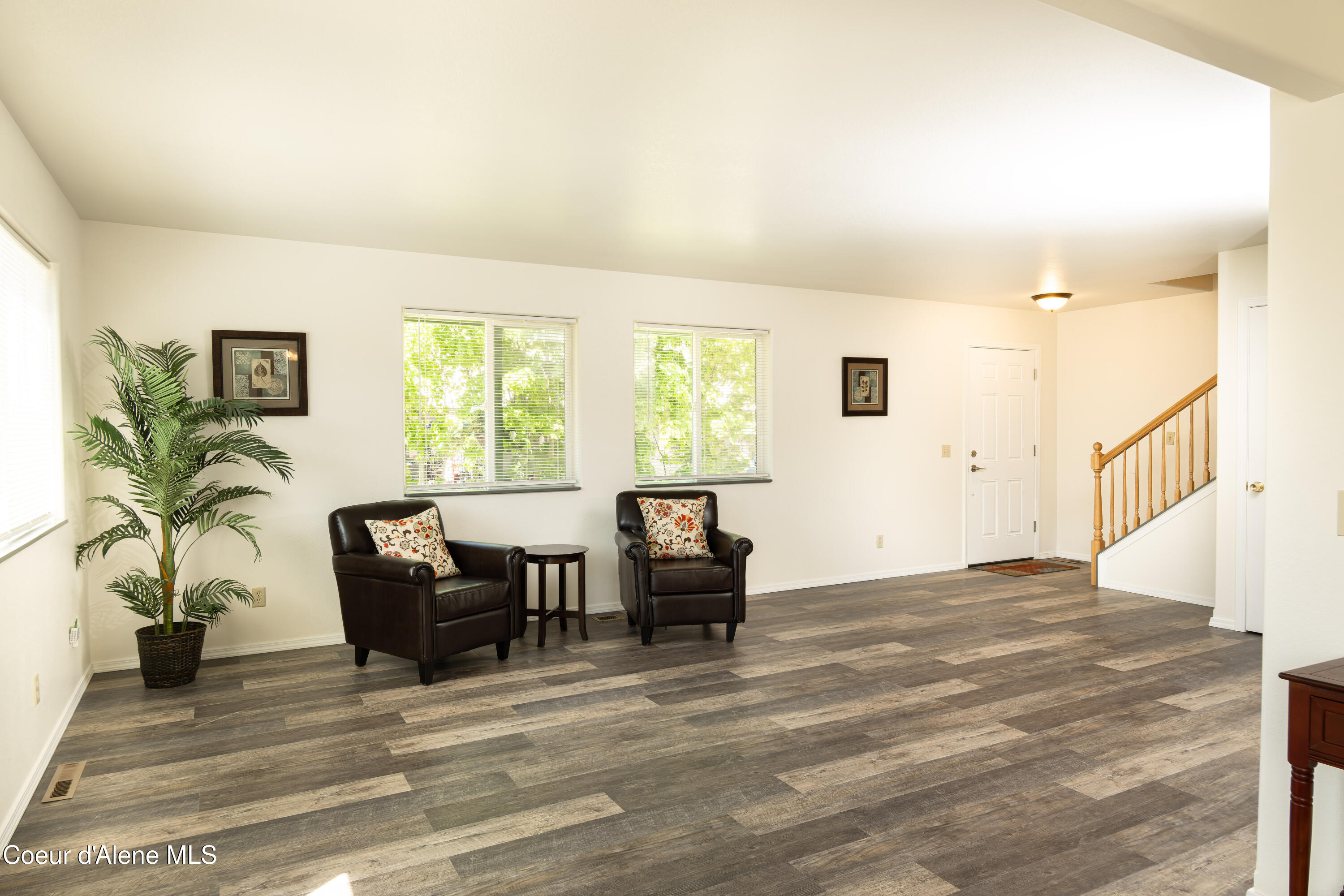 1611 Cedar