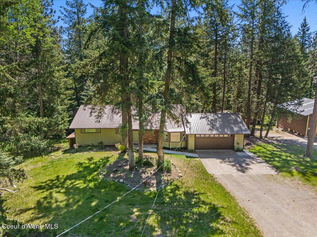 Photo of 12696 DOVER Ln, Hayden, ID 83835 (MLS # 25-5692)