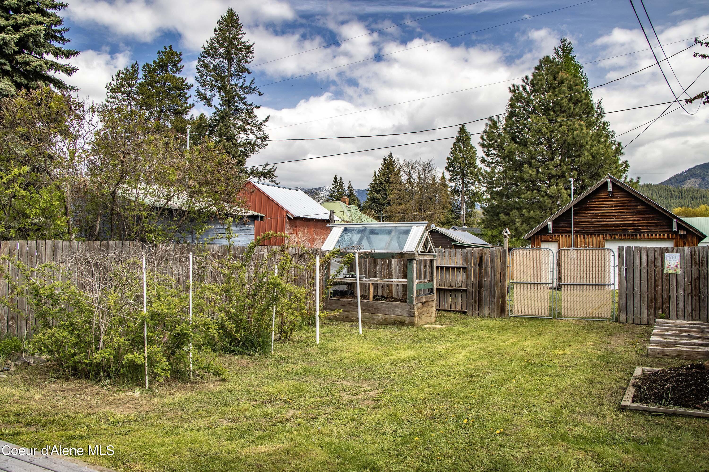 110 W 1st Ave, Clark Fork, Idaho image 3