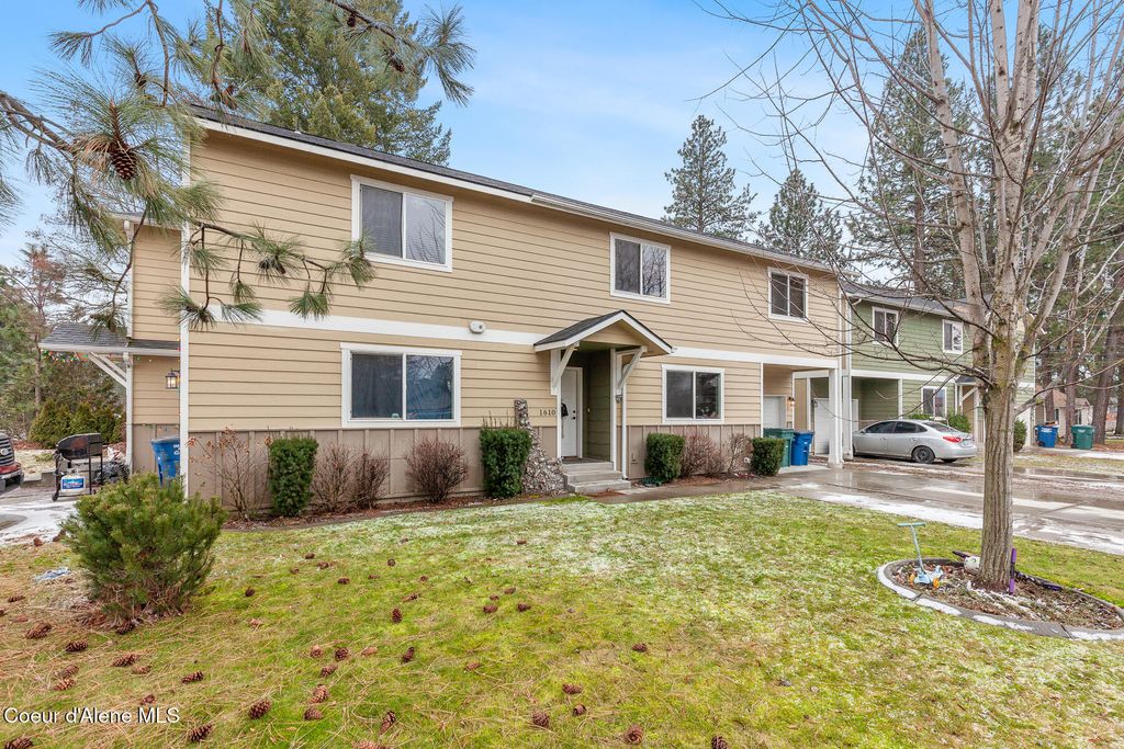 Photo of 1610 Catherine St, Post Falls, ID 83854 (MLS # 26-877)