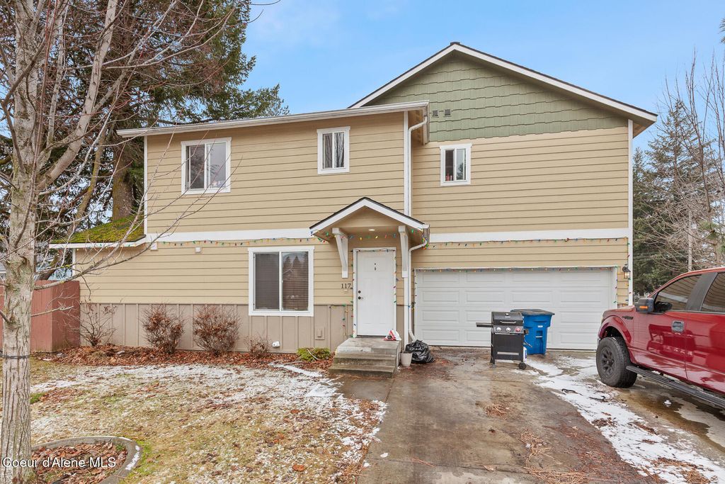 Photo of 1610 Catherine St, Post Falls, ID 83854 (MLS # 26-877)