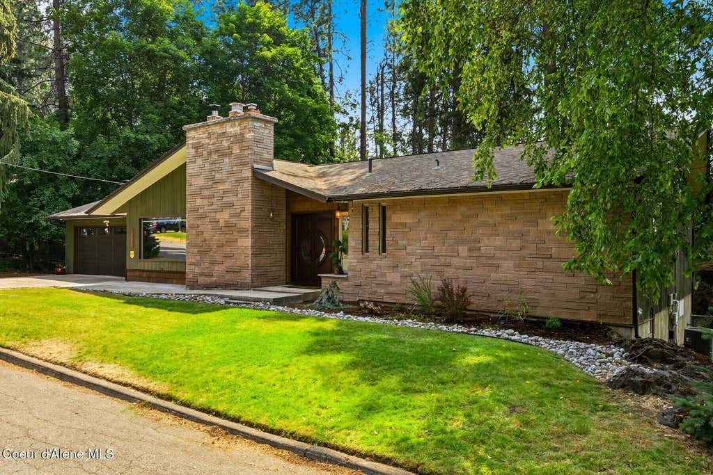 Photo of 1023 Crestline DR, Coeur dAlene, ID 83814 (MLS # 26-8449)