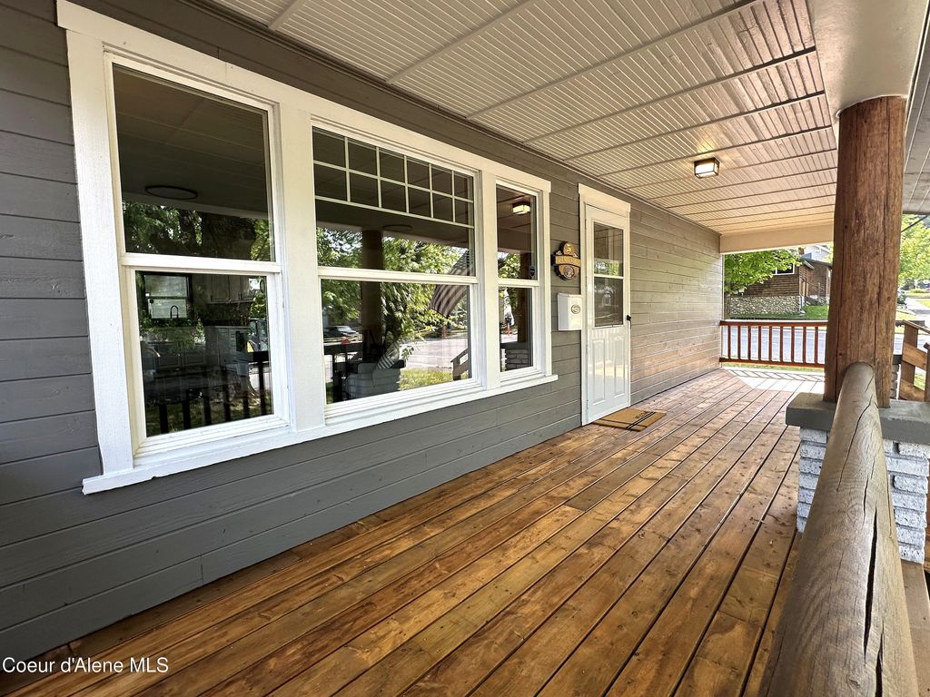 Photo of 5 Mill Ave, Kellogg, ID 83837 (MLS # 26-4808)