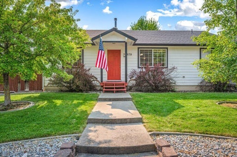 Homes For Sale - 32979 8th Ave<br/> Spirit Lake, ID 83869