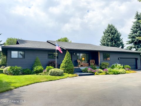 Photo of 9481 Chateaux Dr, Hayden, ID 83835 (MLS # 25-7790)