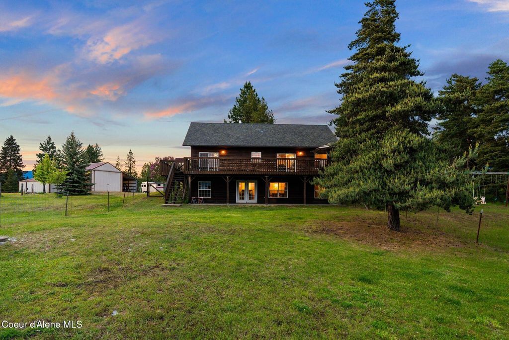 Photo of 260 Grouse Creek Creek, Sandpoint, ID 83864 (MLS # 26-5570)