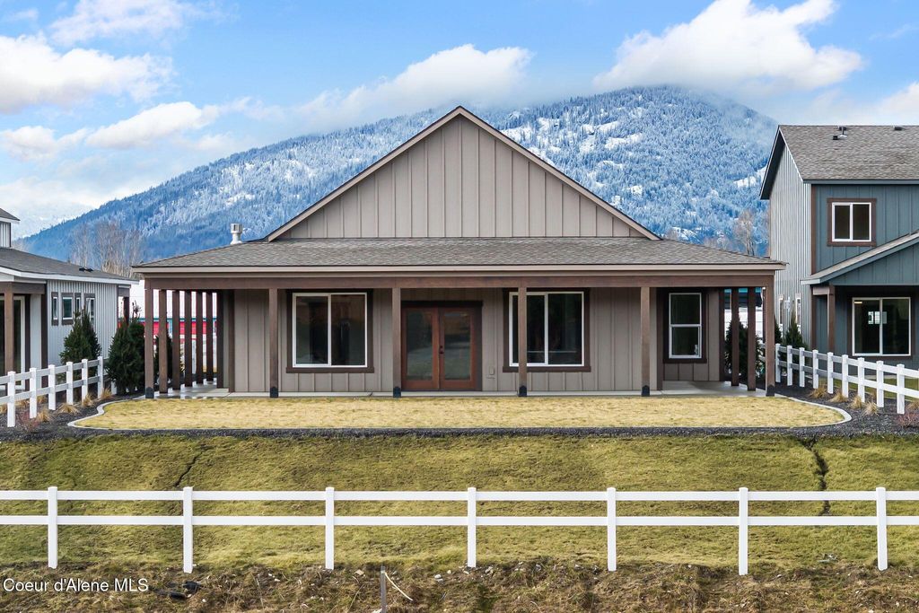 Photo of 147 Backtrack Rd, Sandpoint, ID 83864 (MLS # 26-1835)