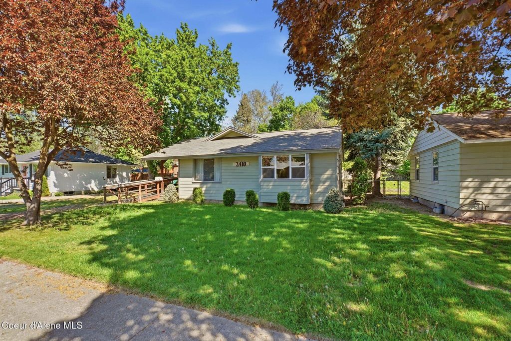 Photo of 2410 Decatur AVE, Spokane, WA 99205 (MLS # 26-4748)