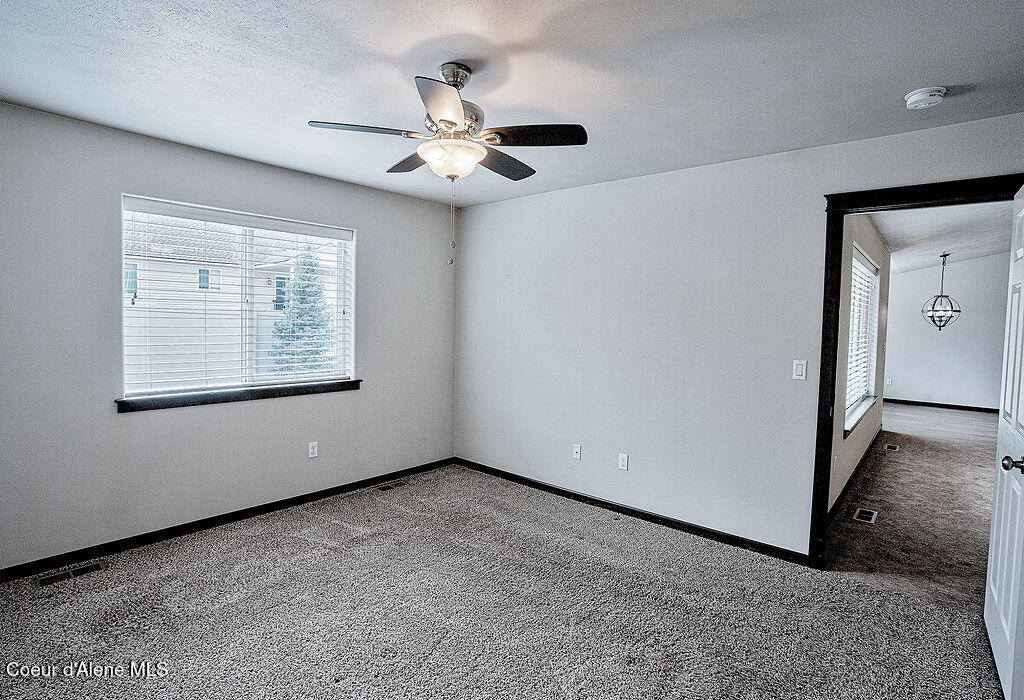 6542 W Harmony St, Rathdrum, Idaho image 32