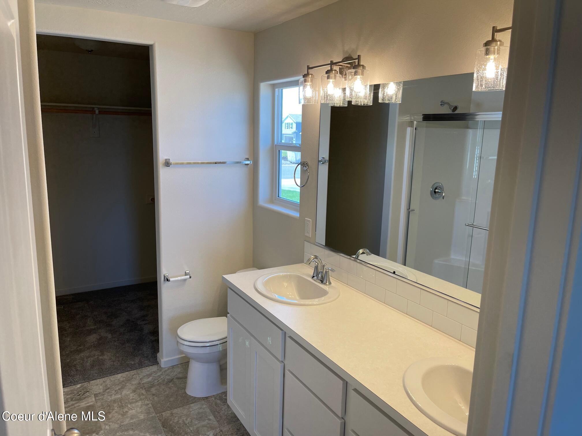 18811 E Riverside St, Spokane Valley, Washington image 5