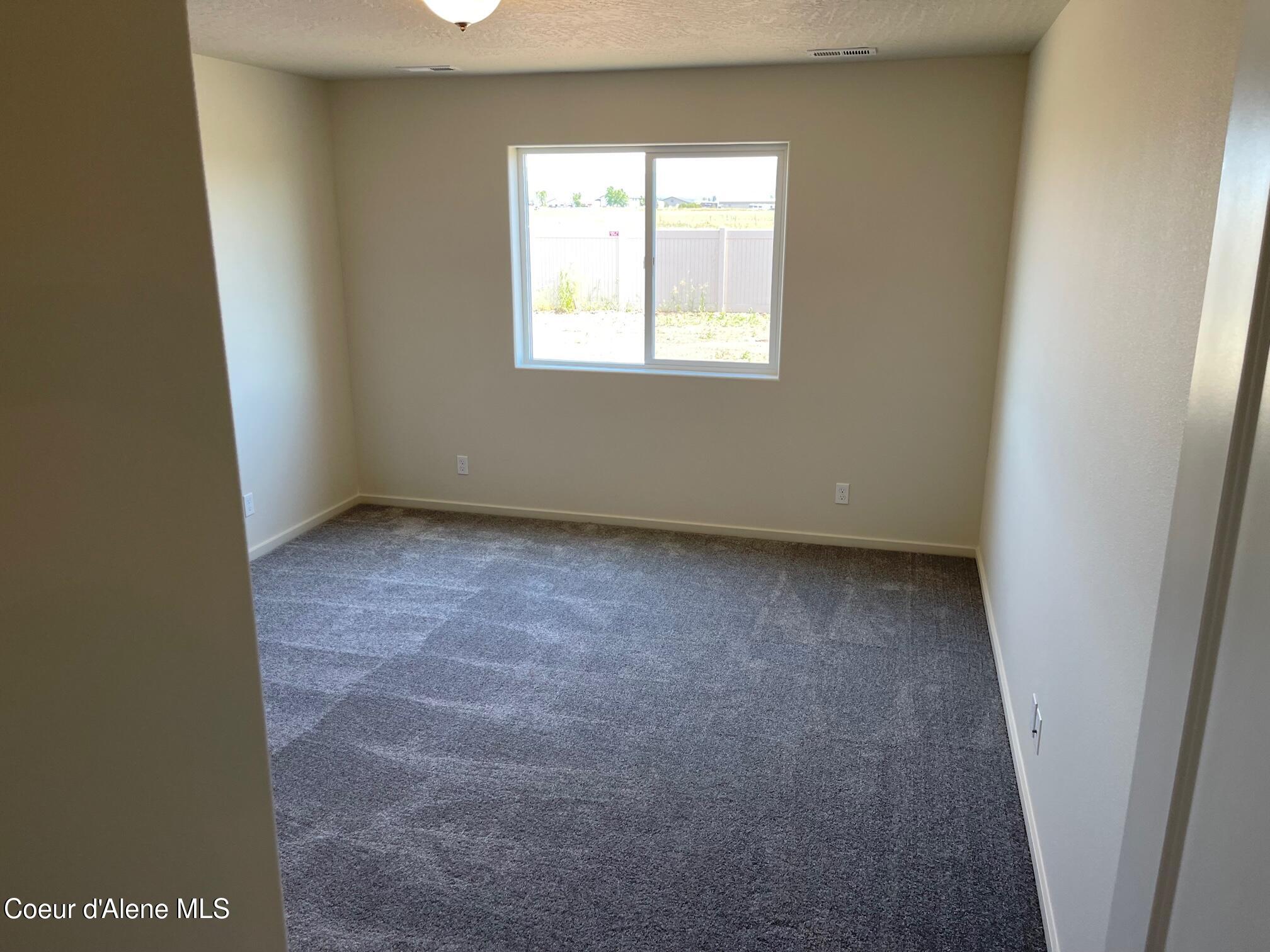 18811 E Riverside St, Spokane Valley, Washington image 4