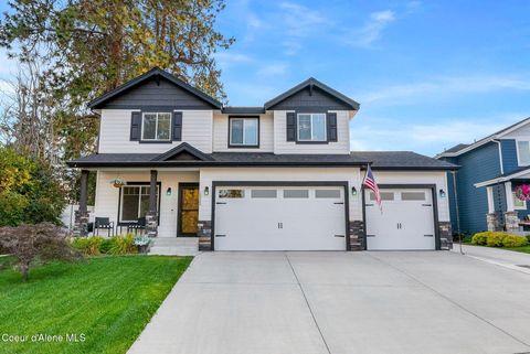 Photo of 10589 CRIMSON Dr, Hayden, ID 83835 (MLS # 25-9942)