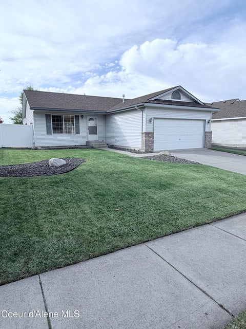 Homes For Sale - 3695 Graphite Ct<br/> Post Falls, ID 83854