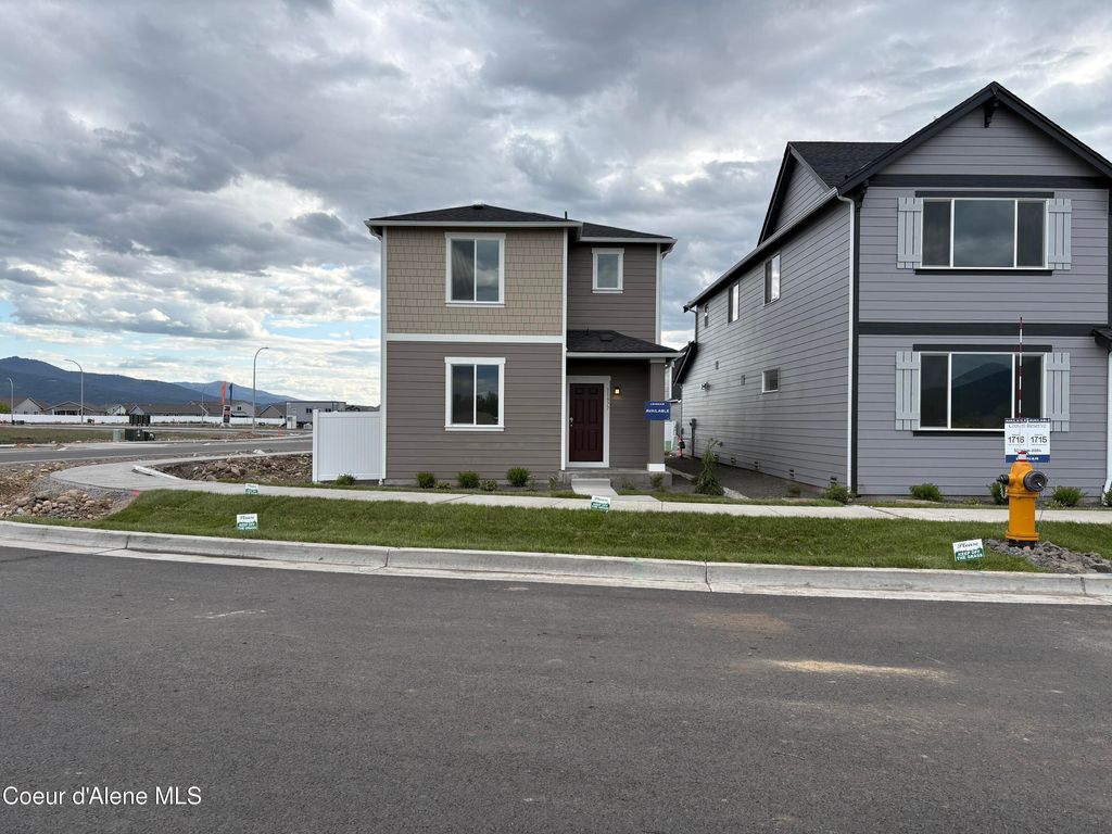Photo of 11977 Kilkenny Dr, Post Falls, ID 83854 (MLS # 26-4164)