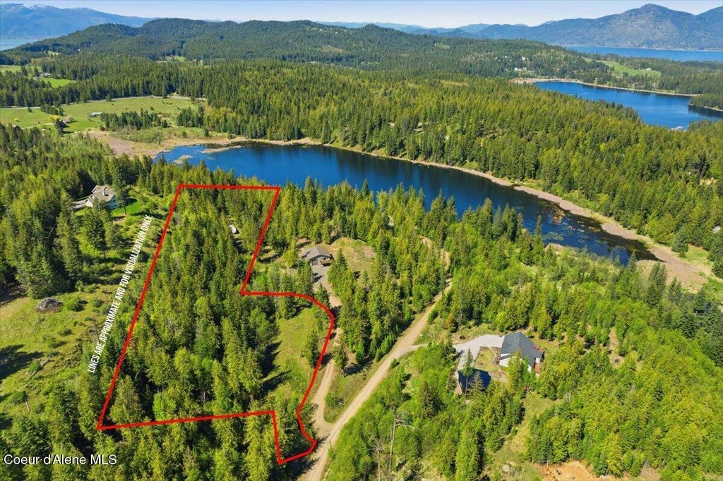 Photo of 90 Shawnee PATH, Sagle, ID 83860 (MLS # 26-8167)