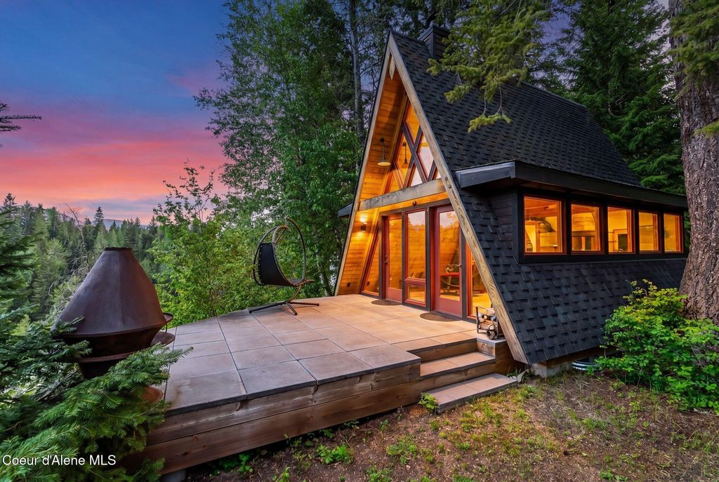 Photo of 45 Rascals RD, Sandpoint, ID 83864 (MLS # 26-5080)