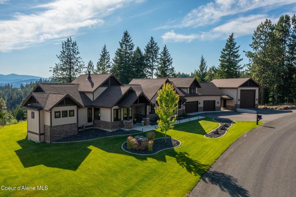 Photo of 6618 SHIRAS Rd, Coeur dAlene, ID 83814 (MLS # 25-6967)