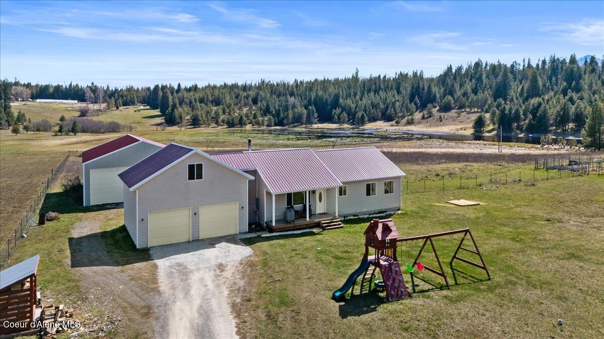 1526 Blacktail Road, Cocolalla, Alaska image 2