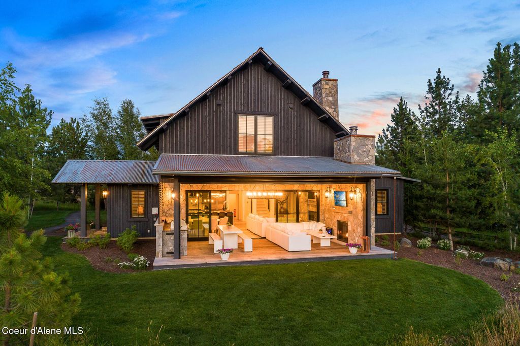 Photo of 6431 Settlers Pond Ct, Harrison, ID 83833 (MLS # 26-3796)