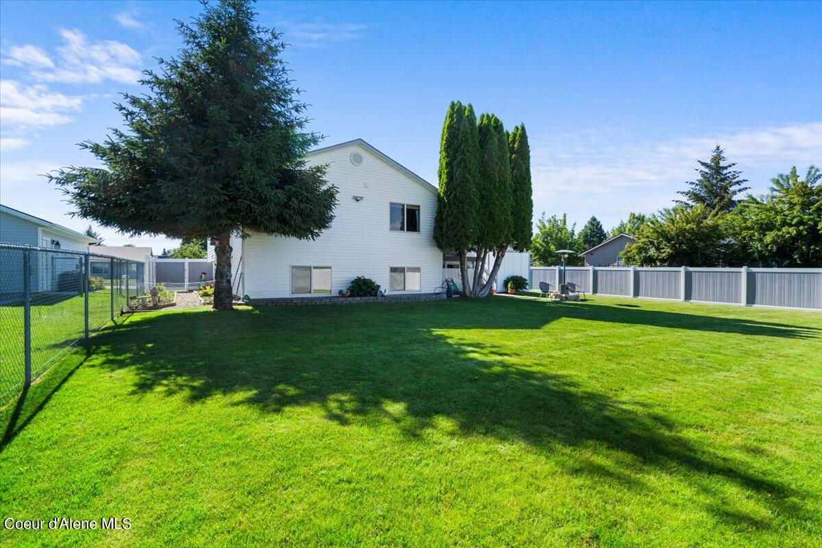 Hayden, Idaho 83835, United States, 4 Bedrooms Bedrooms, ,2 BathroomsBathrooms,Residential,Pending,54315