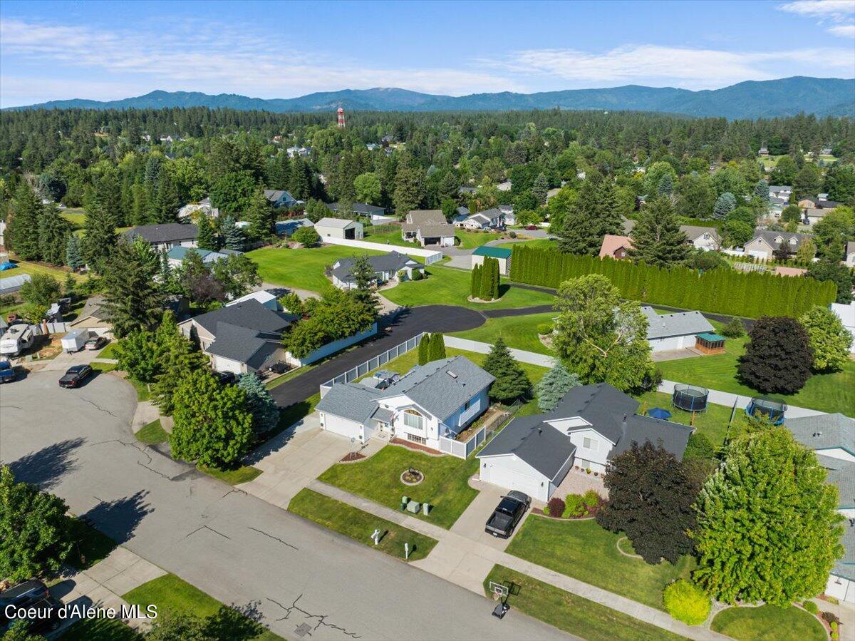 Hayden, Idaho 83835, United States, 4 Bedrooms Bedrooms, ,2 BathroomsBathrooms,Residential,Pending,54315