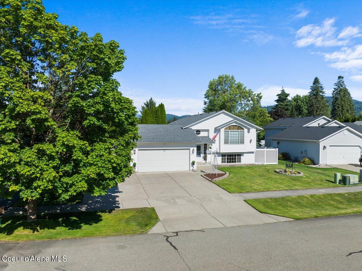 Hayden, Idaho 83835, United States, 4 Bedrooms Bedrooms, ,2 BathroomsBathrooms,Residential,Pending,54315