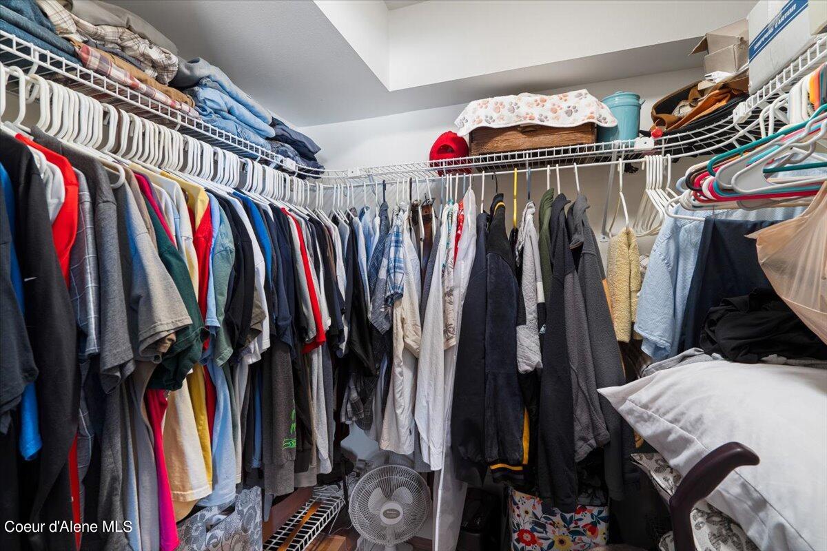 Hayden, Idaho 83835, United States, 4 Bedrooms Bedrooms, ,2 BathroomsBathrooms,Residential,Pending,54315