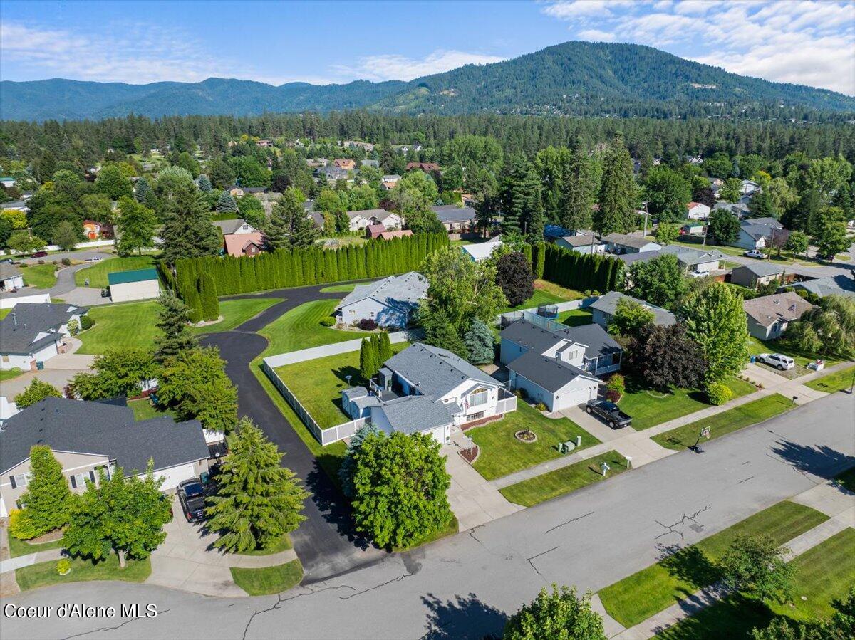 Hayden, Idaho 83835, United States, 4 Bedrooms Bedrooms, ,2 BathroomsBathrooms,Residential,Pending,54315